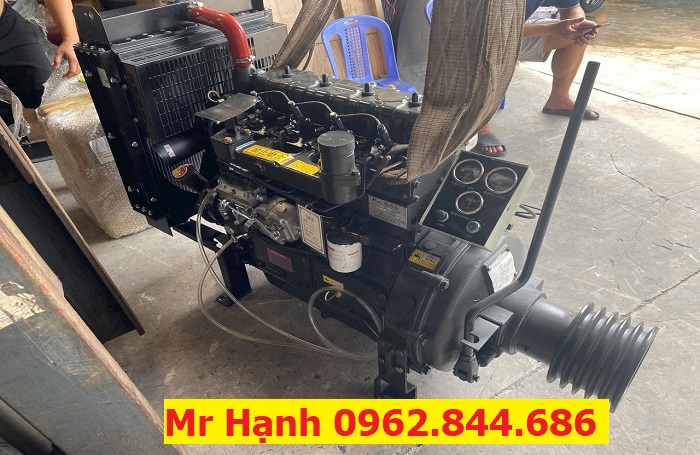 bán động cơ nổ téc chở xi măng rời