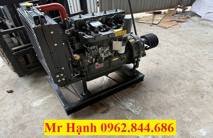 động cơ lai mooc téc chở xi măng, tro bay