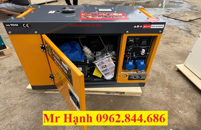 máy phát điện 8kw chạy dầu