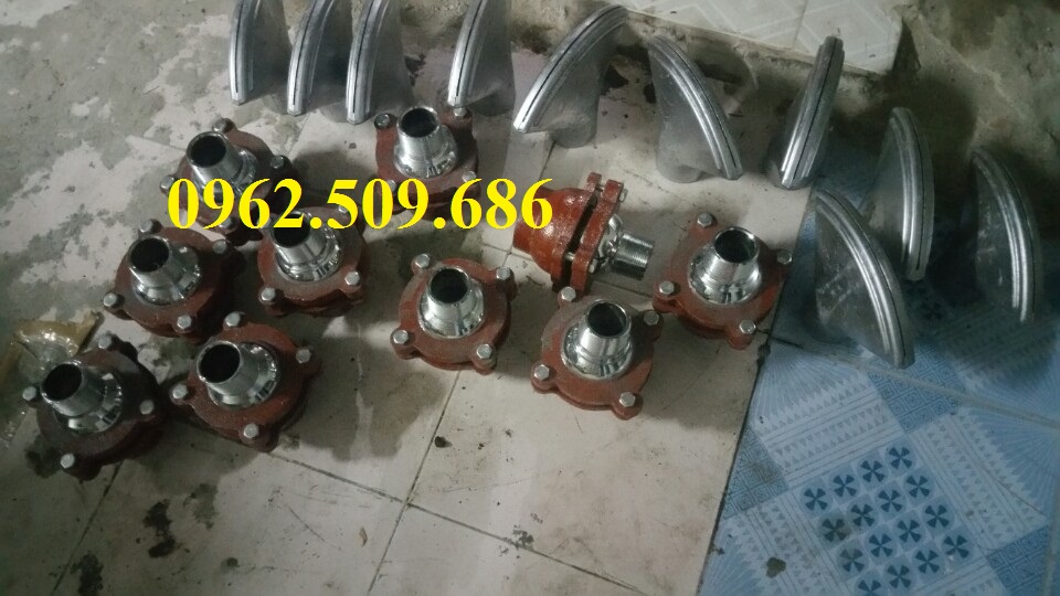 pép phun nước xe 5 khối, 9 khối