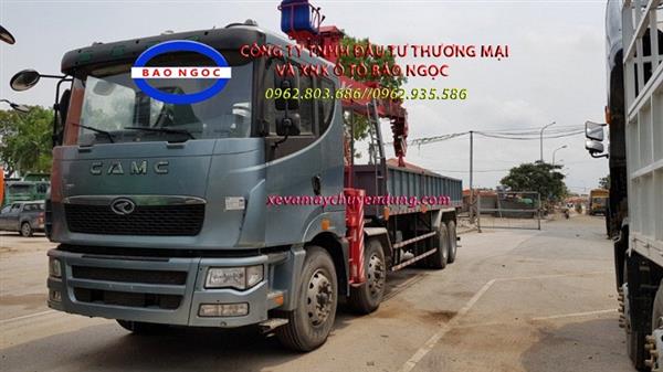 Xe tải 4 chân camc gắn cẩu unic 10 tấn 4 đoạn