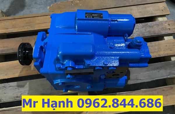 BÁN BƠM THỦY LỰC EATON XE BỒN TRỘN BÊ TÔNG