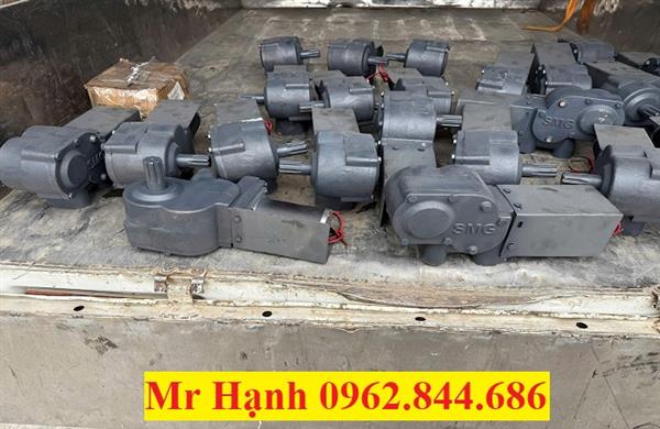 MÔ TƠ BẠT CÁNH XE BEN, MOOC BEN